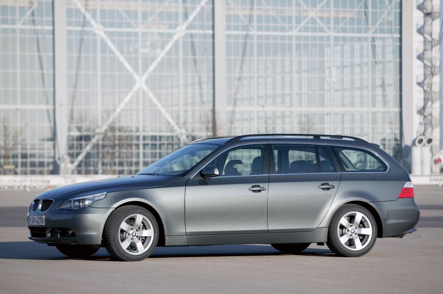  BMW 545i Touring (E61) 2004 года  (WW) (фото 22 из 42)